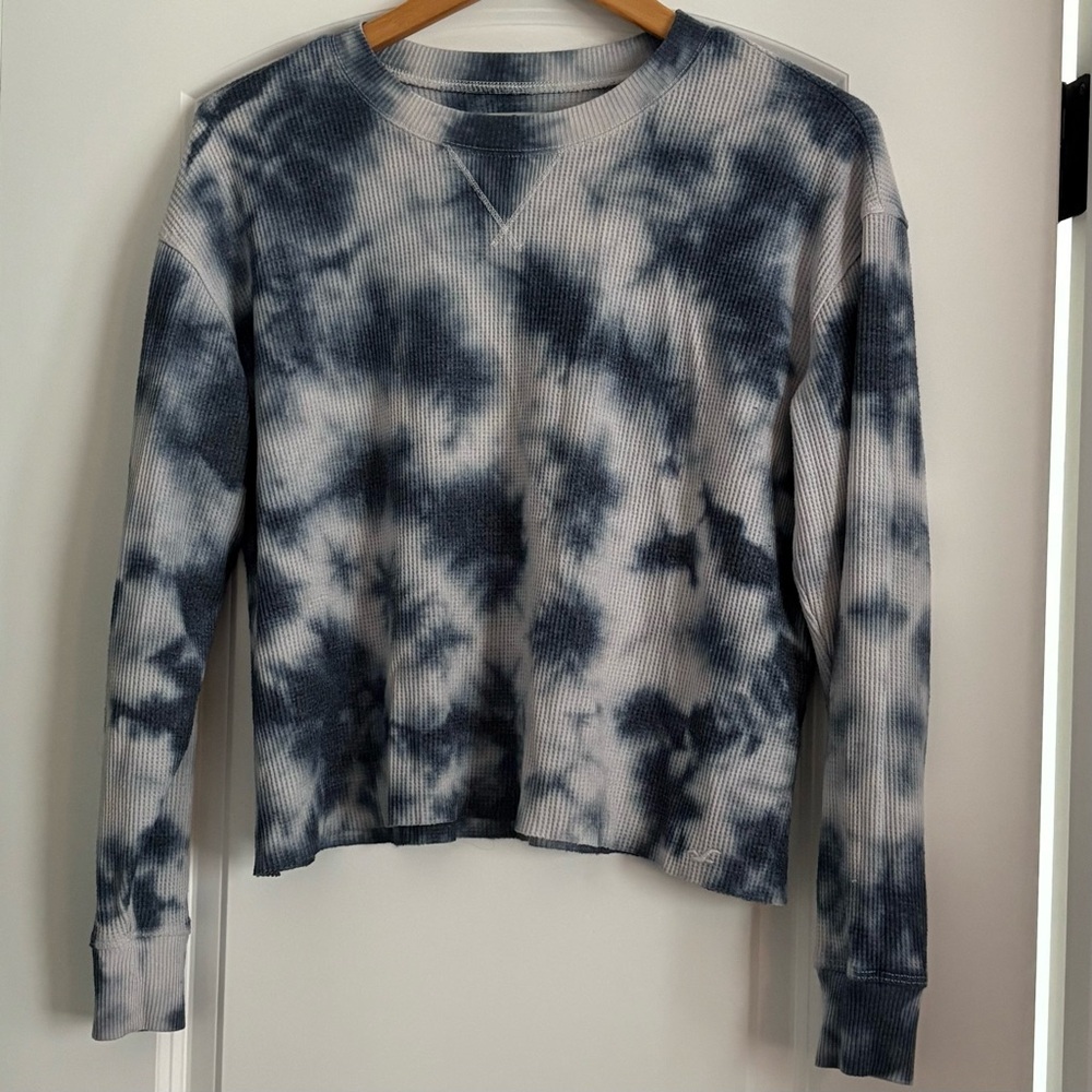 Hollister Blue and white tie-dye crewneck sweater